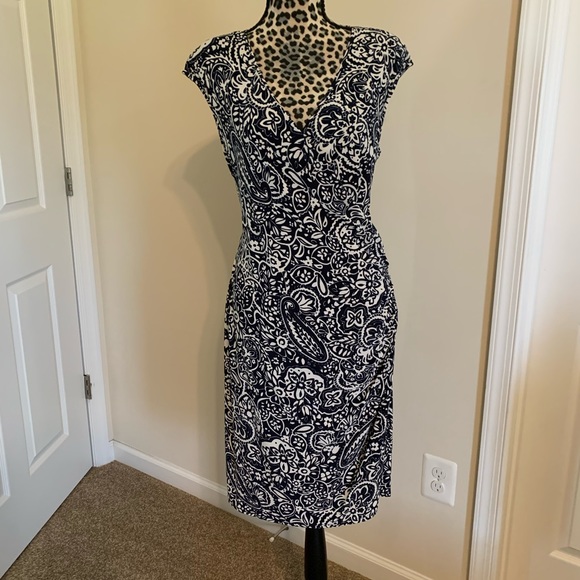 Chaps Navy & White Dress. - Picture 2 of 10